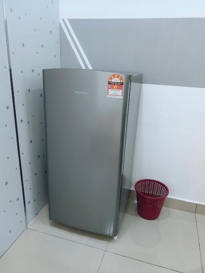 Mount Austin Homestay,1-4 Pax, 5 Mins To Ikea Toppen Aeon Tebrau Hsa Free Wifi And Netflix * Johor Bahru
